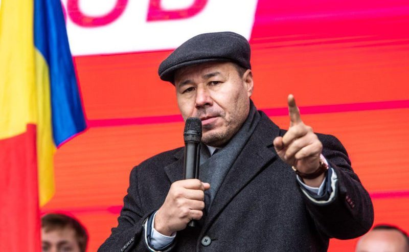 Deputații socialiști Bogdan Țîrdea și Petru Burduja au înregistrat un proiect de hotărâre pentru revocarea din funcție a guvernatoarei Băncii Naționale a Moldovei, Anca Dragu, pe care o acuză de incompetență. Aceștia au depus și o sesizare la Curtea Constituțională în acest sens